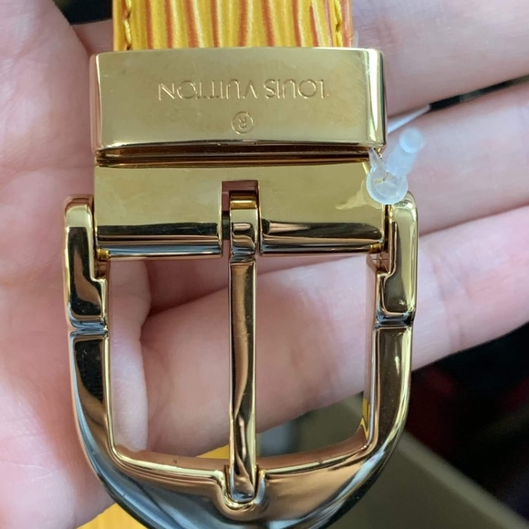 Luis Vuitton Yellow Epi Belt Size 85 or 34 in. Authentic - Picture 8 of 11